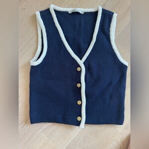 Sleeveless sweater V neck